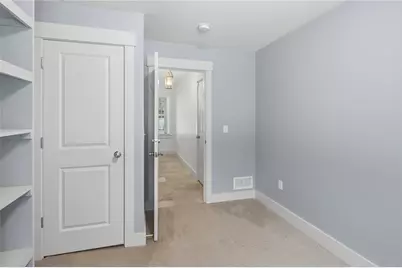 12 Park Avenue #13, Narragansett, RI 02882 - Photo 5