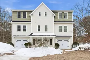 12 Park Ave, Narragansett, RI 02882 - Photo 3
