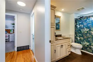 152 Almy St, Warwick, RI 02886 - Photo 21