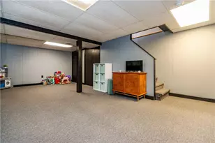 152 Almy St, Warwick, RI 02886 - Photo 33