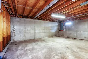 152 Almy St, Warwick, RI 02886 - Photo 37