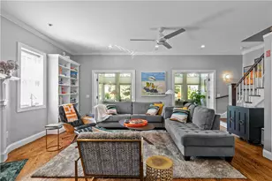 34 Catherine St, Newport, RI 02840 - Photo 11