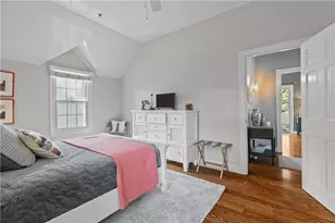 34 Catherine St, Newport, RI 02840 - Photo 27