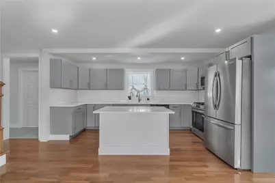 79 Suburban Parkway, Warwick, RI 02889 - Photo 3