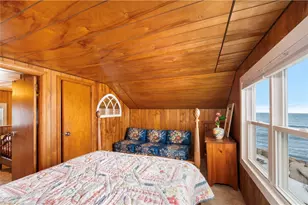 28 Glenwood Ave, Narragansett, RI 02882 - Photo 21