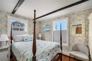 28 Glenwood Ave, Narragansett, RI 02882 - Photo 17