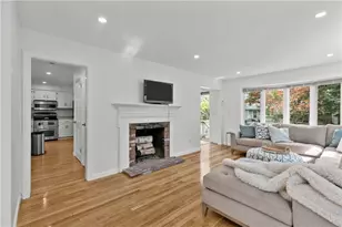 12 Granada Terrace, Middletown, RI 02842 - Photo 5