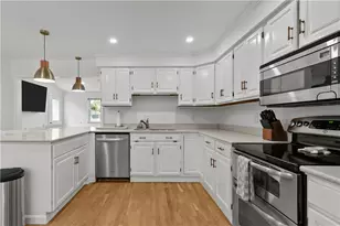 12 Granada Terrace, Middletown, RI 02842 - Photo 7