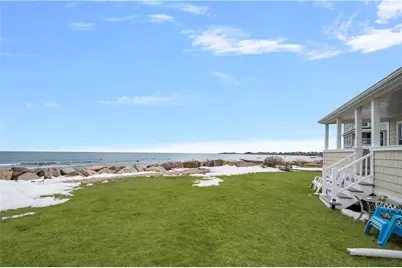 28 Glenwood Avenue, Narragansett, RI 02882 - Photo 3