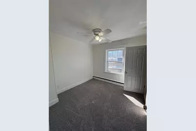 39 Mawney Avenue, Warwick, RI 02889 - Photo 9