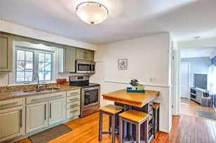 1 Massasoit Ave, Barrington, RI 02806 - Photo 9