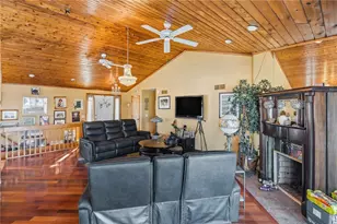 585 Meadow View Ave, Warwick, RI 02889 - Photo 15