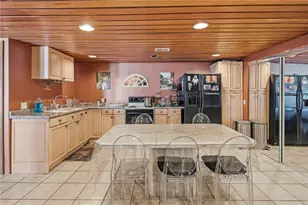 585 Meadow View Ave, Warwick, RI 02889 - Photo 45