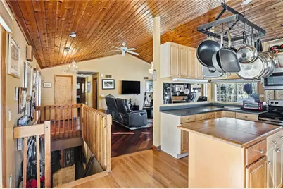 585 Meadow View Avenue, Warwick, RI 02889 - Photo 7