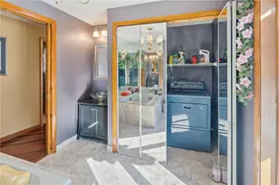 585 Meadow View Ave, Warwick, RI 02889 - Photo 35