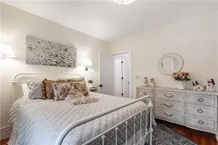 21 Bedlow Ave, Newport, RI 02840 - Photo 21