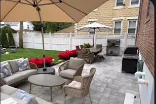 21 Bedlow Ave, Newport, RI 02840 - Photo 33