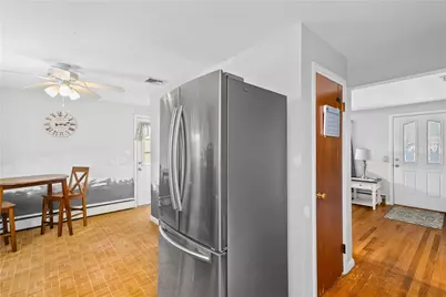 28 Hoyt Street, Warwick, RI 02886 - Photo 5