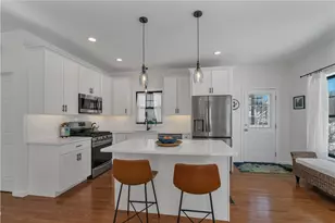 17 Wuddall Ave, Warwick, RI 02889 - Photo 3