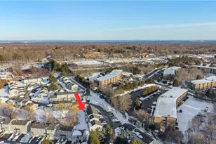 565 Quaker Ln, West Warwick, RI 02893 - Photo 39