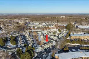 565 Quaker Ln, West Warwick, RI 02893 - Photo 37