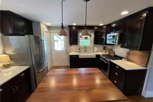 40 Keeher Ave, Newport, RI 02840 - Photo 5