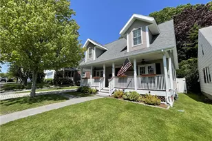 40 Keeher Ave, Newport, RI 02840 - Photo 1