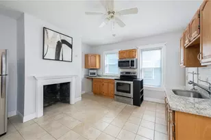 498 Broadway Ave, Providence, RI 02909 - Photo 5