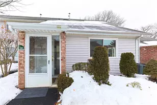 816 Williamsbug Circle, Warwick, RI 02886 - Photo 5