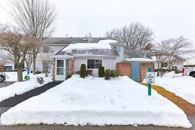 816 Williamsbug Circle #816, Warwick, RI 02886 - Photo 3