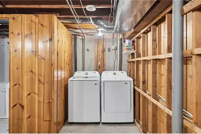 420 Auburn Street, Cranston, RI 02910 - Photo 27