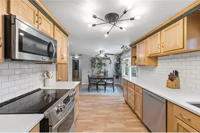 420 Auburn Street, Cranston, RI 02910 - Photo 13