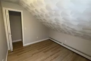 51 Trenton St, Providence, RI 02906 - Photo 11