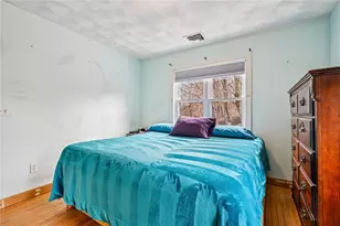 26 Barton Ave, Warwick, RI 02889 - Photo 17