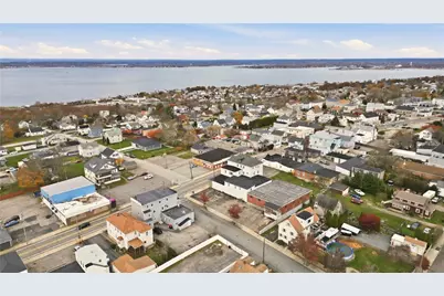 42 Main Road, Tiverton, RI 02878 - Photo 43