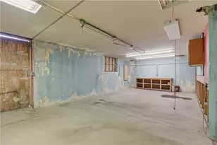 42 Main Rd, Tiverton, RI 02878 - Photo 35