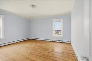 42 Main Rd, Tiverton, RI 02878 - Photo 9