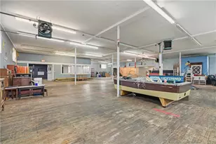 42 Main Rd, Tiverton, RI 02878 - Photo 31