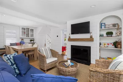 36 Second Street, Newport, RI 02840 - Photo 5