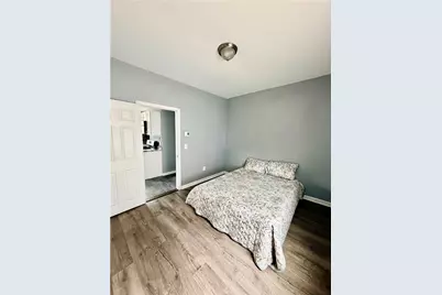 27 Robin Street, Providence, RI 02908 - Photo 5