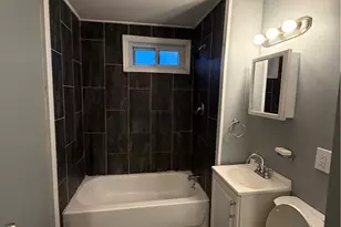 27 Robin St, Providence, RI 02908 - Photo 7