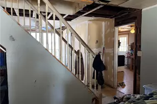 30 Eddington St, Pawtucket, RI 02861 - Photo 3