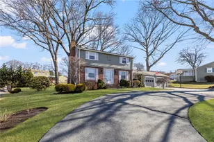 157 Sweetbriar Dr, Cranston, RI 02920 - Photo 5