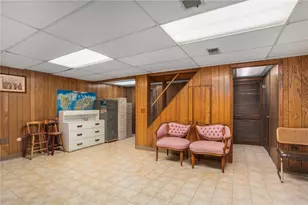 157 Sweetbriar Dr, Cranston, RI 02920 - Photo 35