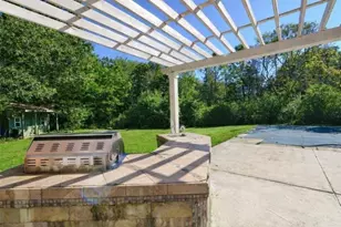 69 Talbut Rd, Scituate, RI 02831 - Photo 5