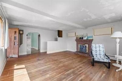 53 Green Street, Portsmouth, RI 02871 - Photo 5