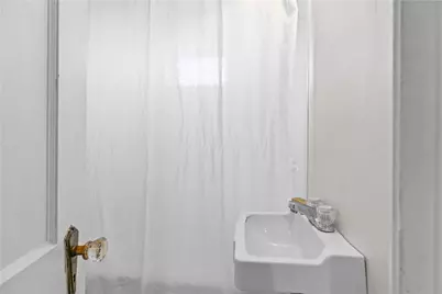 53 Green Street, Portsmouth, RI 02871 - Photo 21