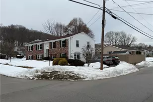 52 Cottonwood Dr, Cranston, RI 02921 - Photo 5