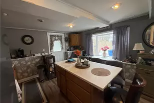 52 Cottonwood Dr, Cranston, RI 02921 - Photo 39