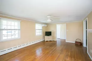 41 Clayton St, Middletown, RI 02842 - Photo 5